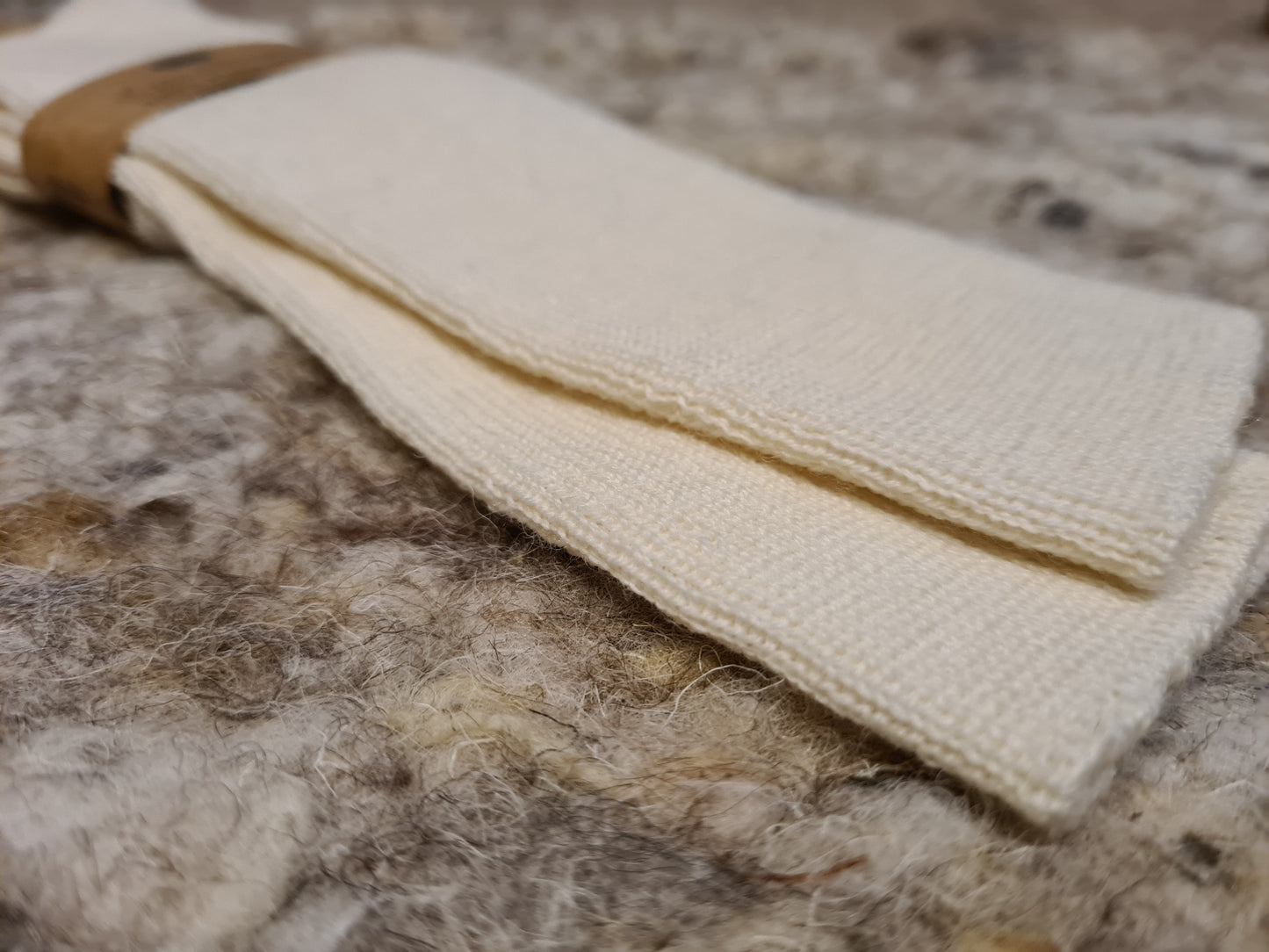 Angela Lungo (100% wool)