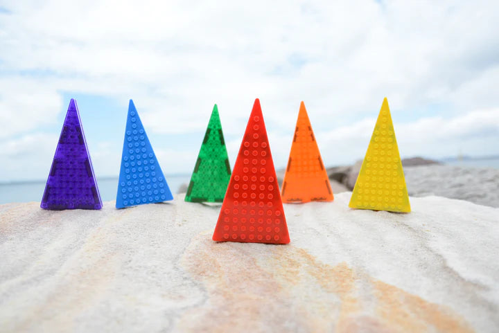 MAGBRIX® MAGNETIC BRICK TILE - ISOSCELES TRIANGLE 12 PCS PACK